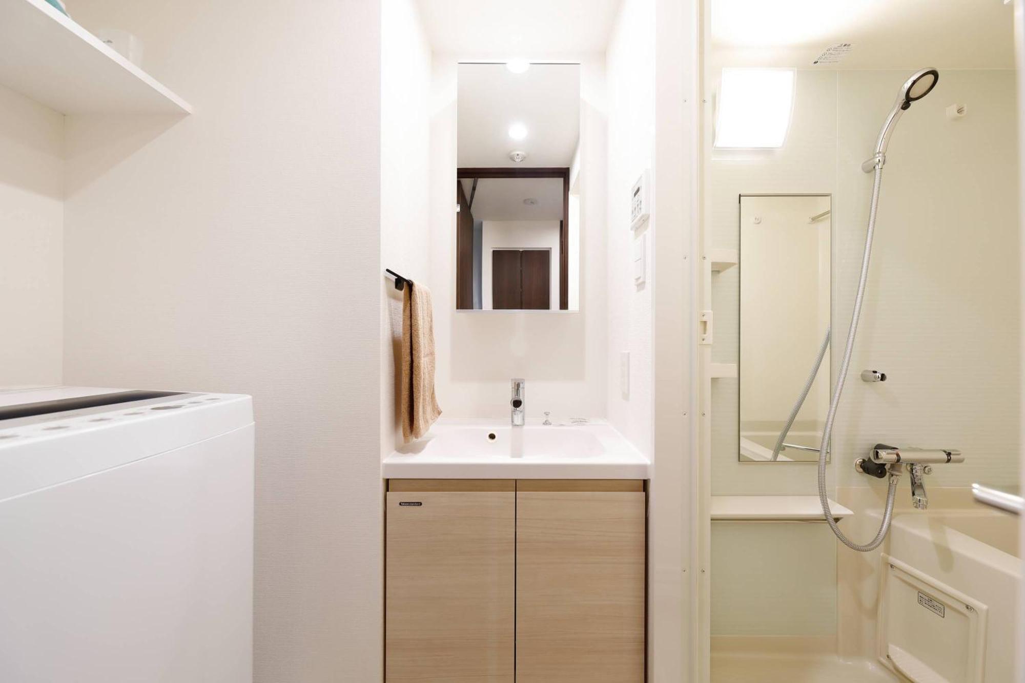 Mat Oshiage Apartemen *